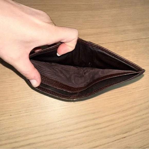 Gucci Mens Brown Leather Bifold Wallet with Green and Red Stripe - Picture 9 of 13